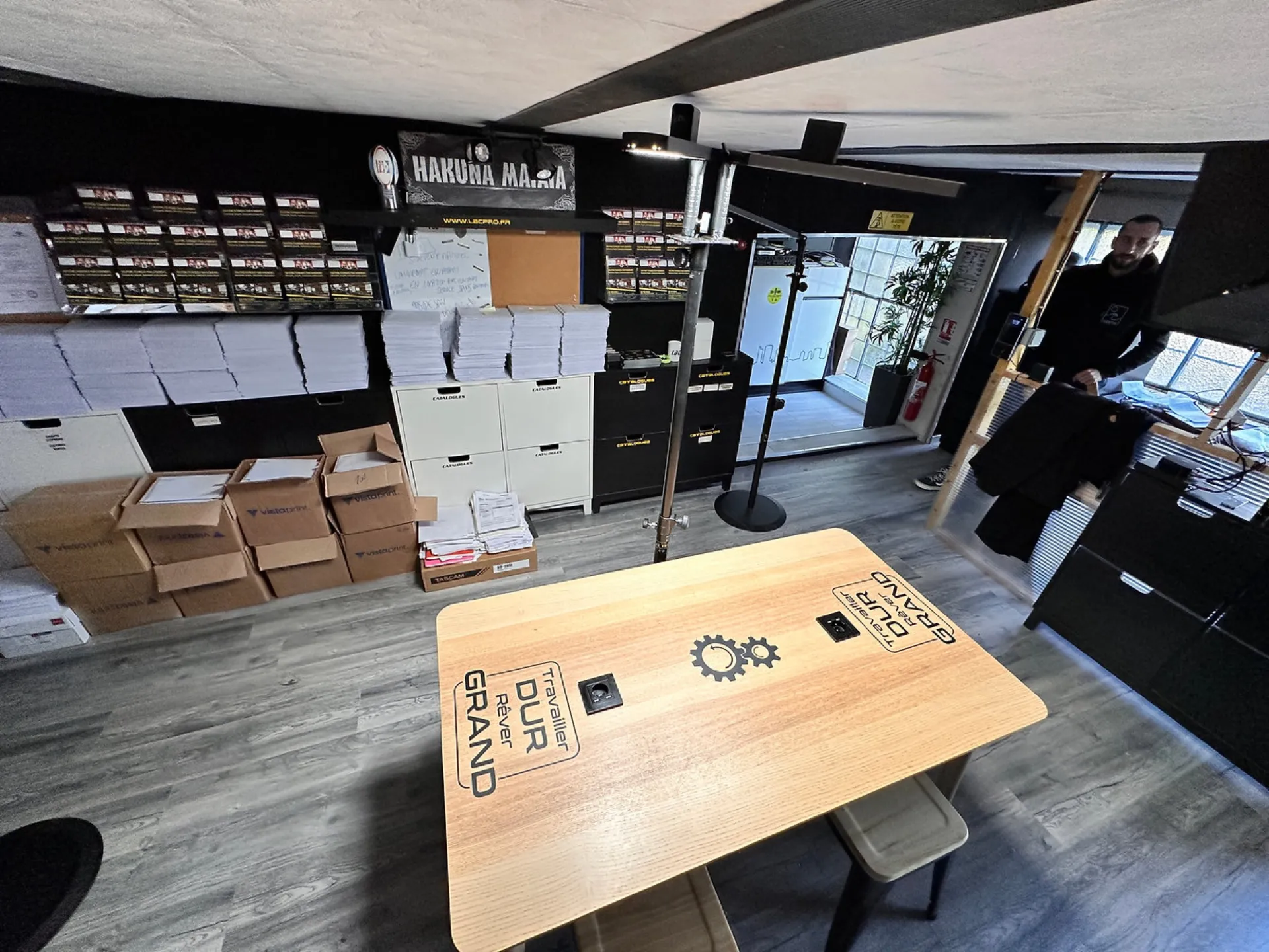 location éclairage double pour buffets sur batteries à Ramatuelle dans le var