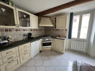 Maison de village 4 pièce(s) 1 chambre(s) 83.23 m² Les Arcs (83460)