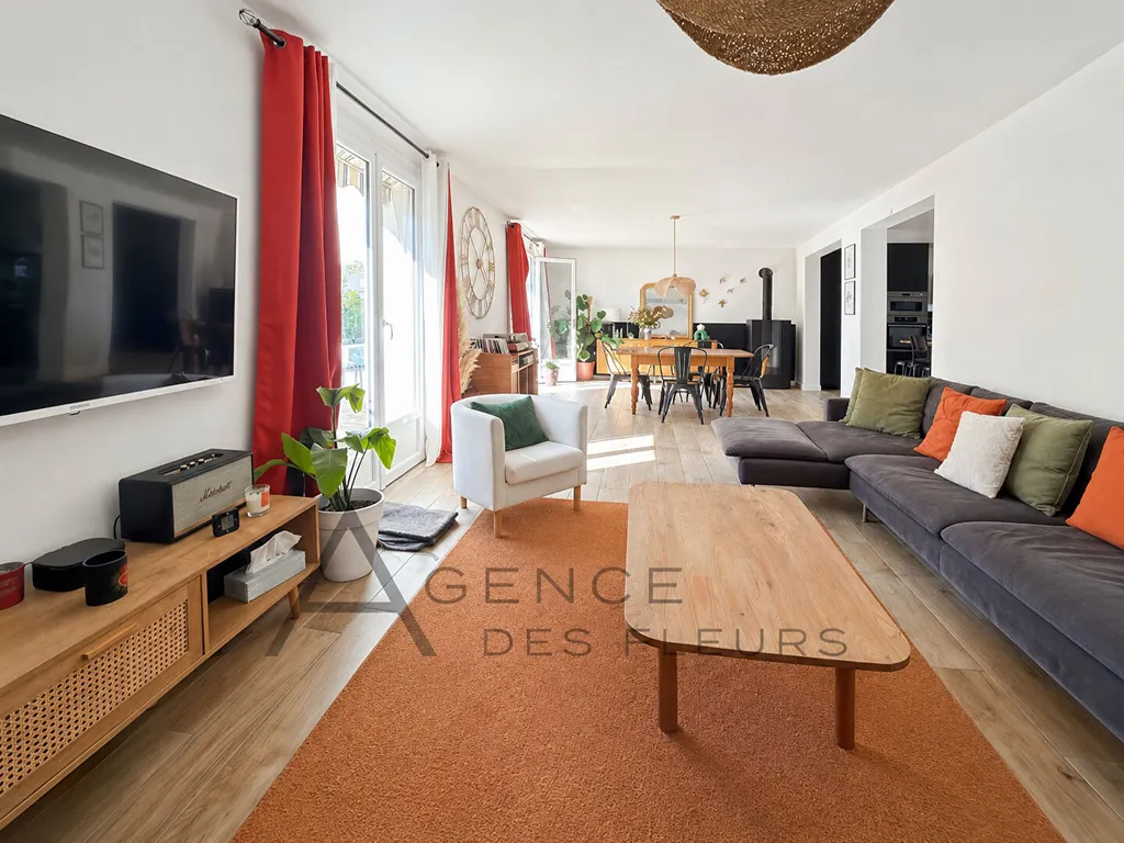 A vendre maison de 122 m² édifié sur 714 m² de terrain sur la commune de CLÉON 76410