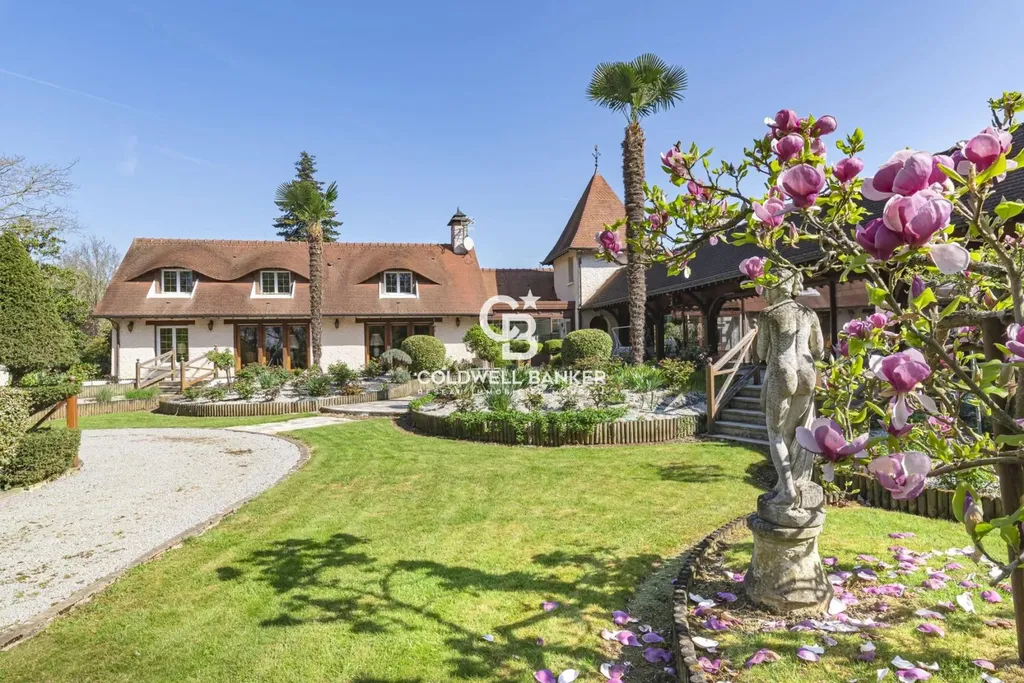 A vendre demeure de caractère du XIXᵉ siècle (1850) allie élégance historique et confort moderne