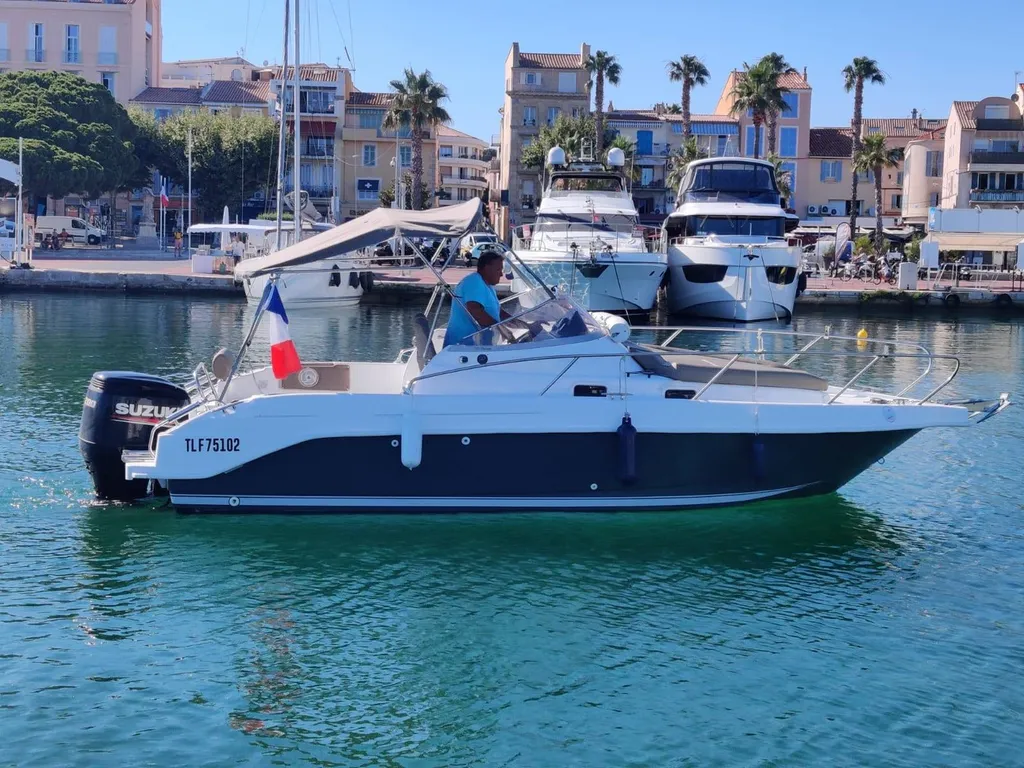 B2 Marine Cap Ferret 752 Cruiser occasion à Bandol Paca