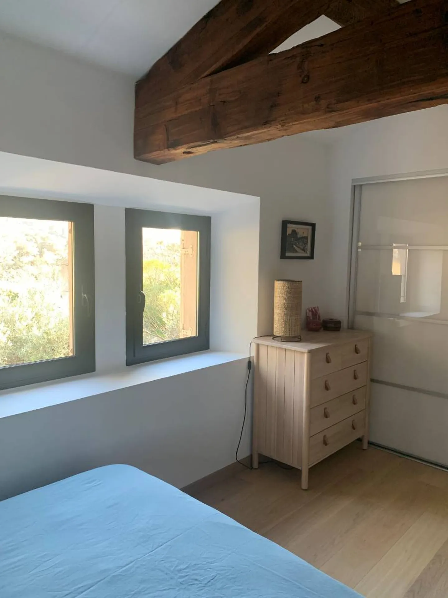 Maison Cassis  avec studio indépendant et piscine en pleine campagne au milieu des vignes