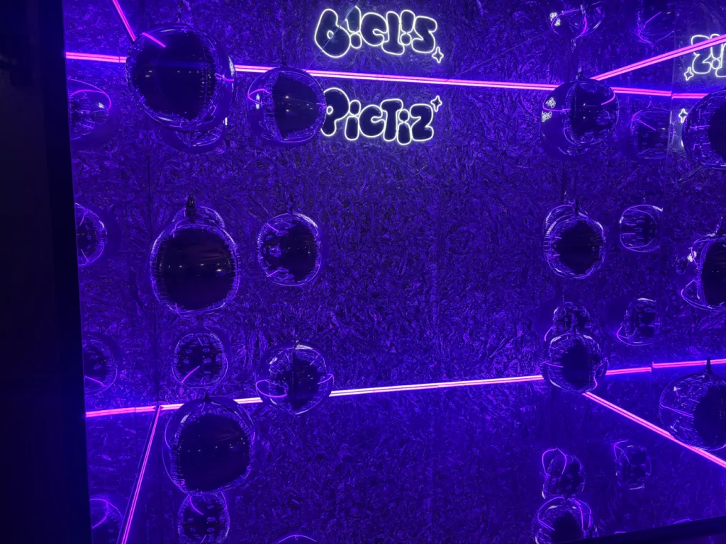 Animation photobooth originale et unique à Marseille