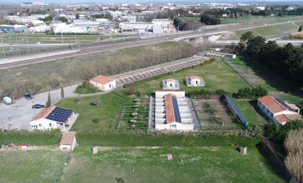 HÔTELLERIE CANINE, Hébergement pour chien, au Chenil Cany Express, situé à Avignon en région PACA.