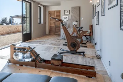 Our modern fitness room, where you can exercise with views over the lavender fields