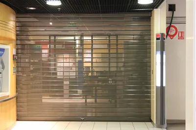 rideau métallique de sécurité micro perforé pour agence bancaire PACA