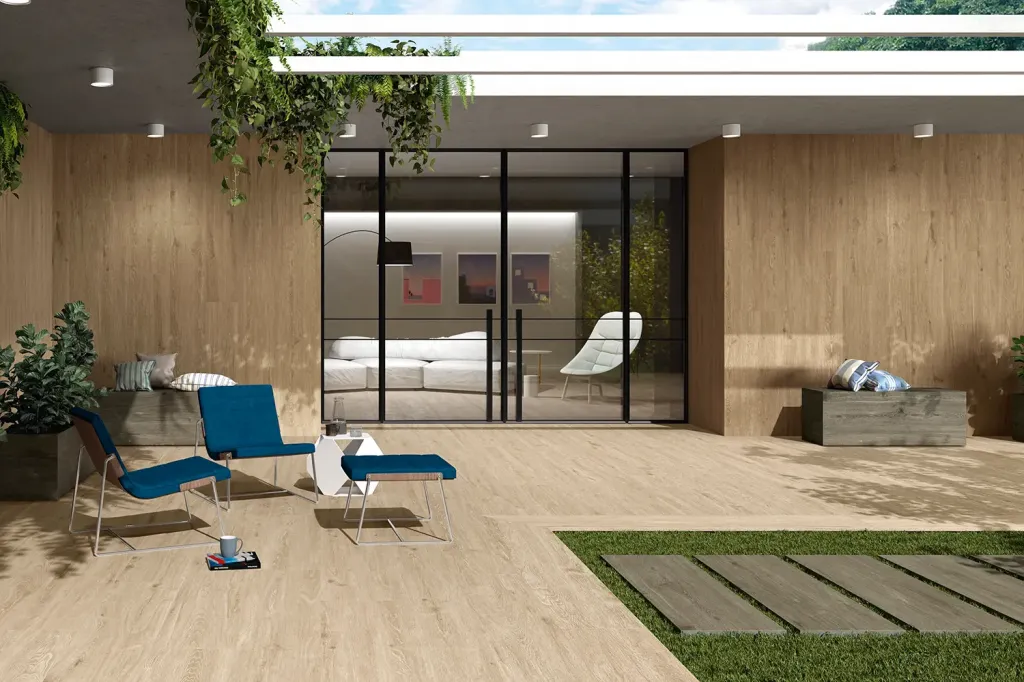 Style parquet et entretien facile avec ce carrelage imitation bois – Réalisation client à Saint-Aubin-sur-Scie