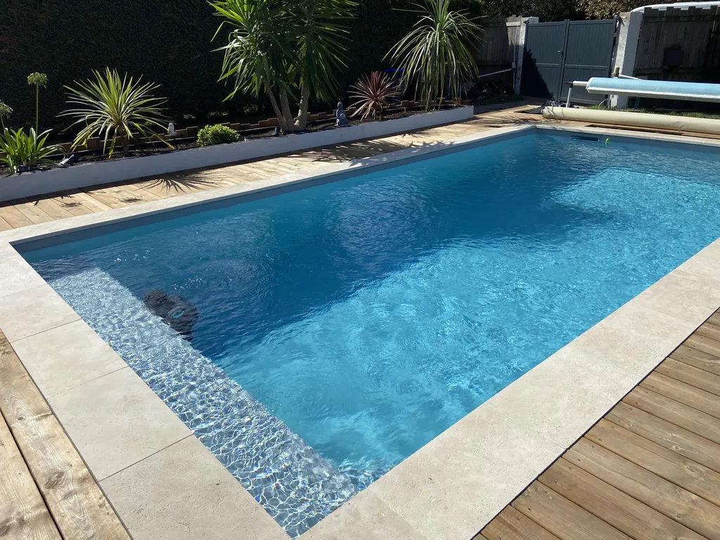 trouver un constructeur de piscines avec bons avis sur le bassin d'Arcachon