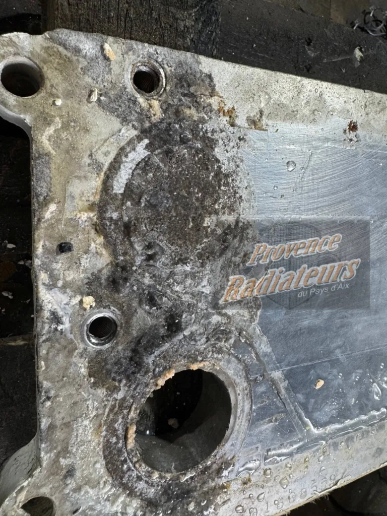 A Marseille: révision professionnelle d'échangeur à plaques Caterpillar