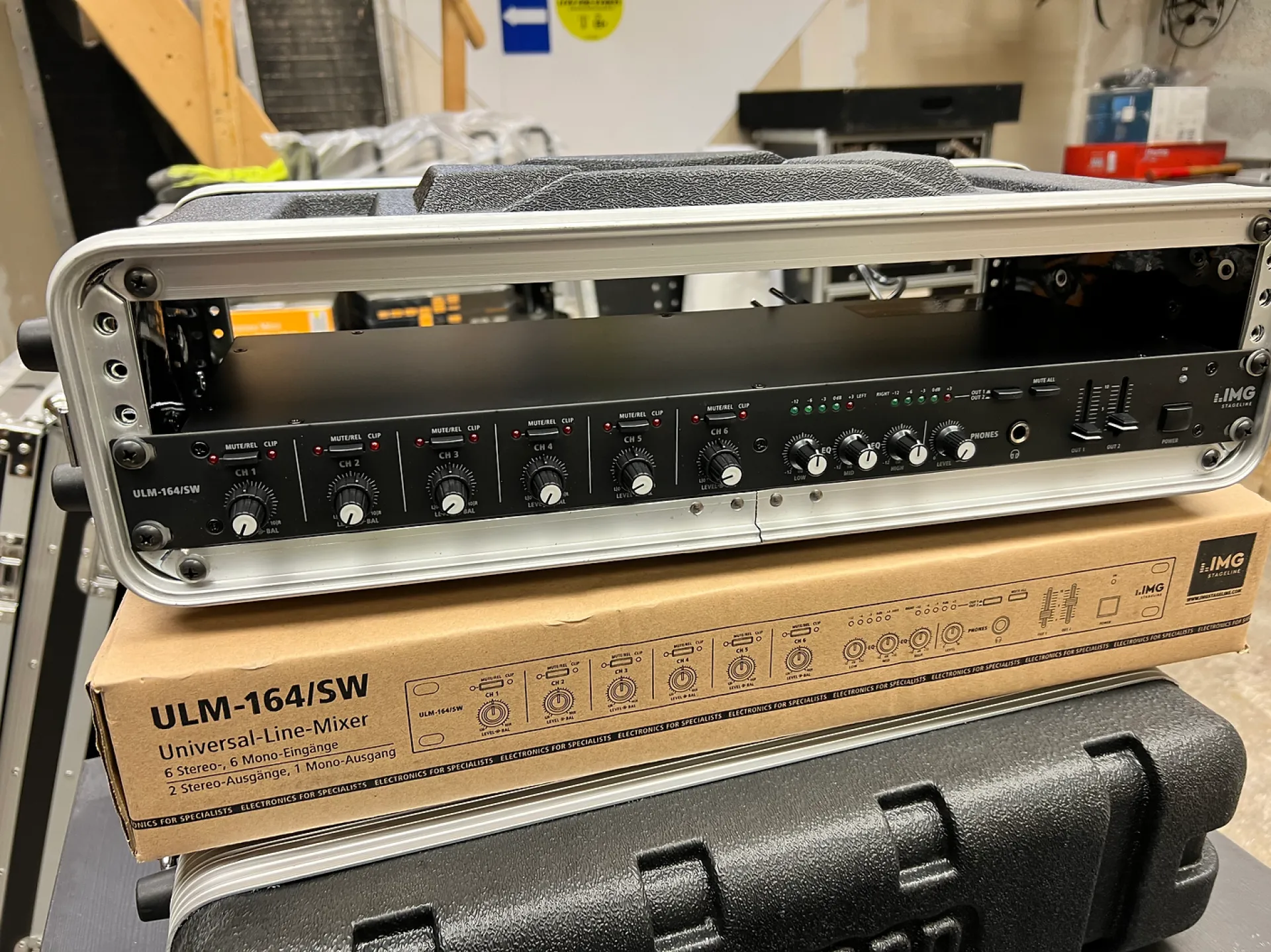 location table de mixage à La croix valmer dans le Var