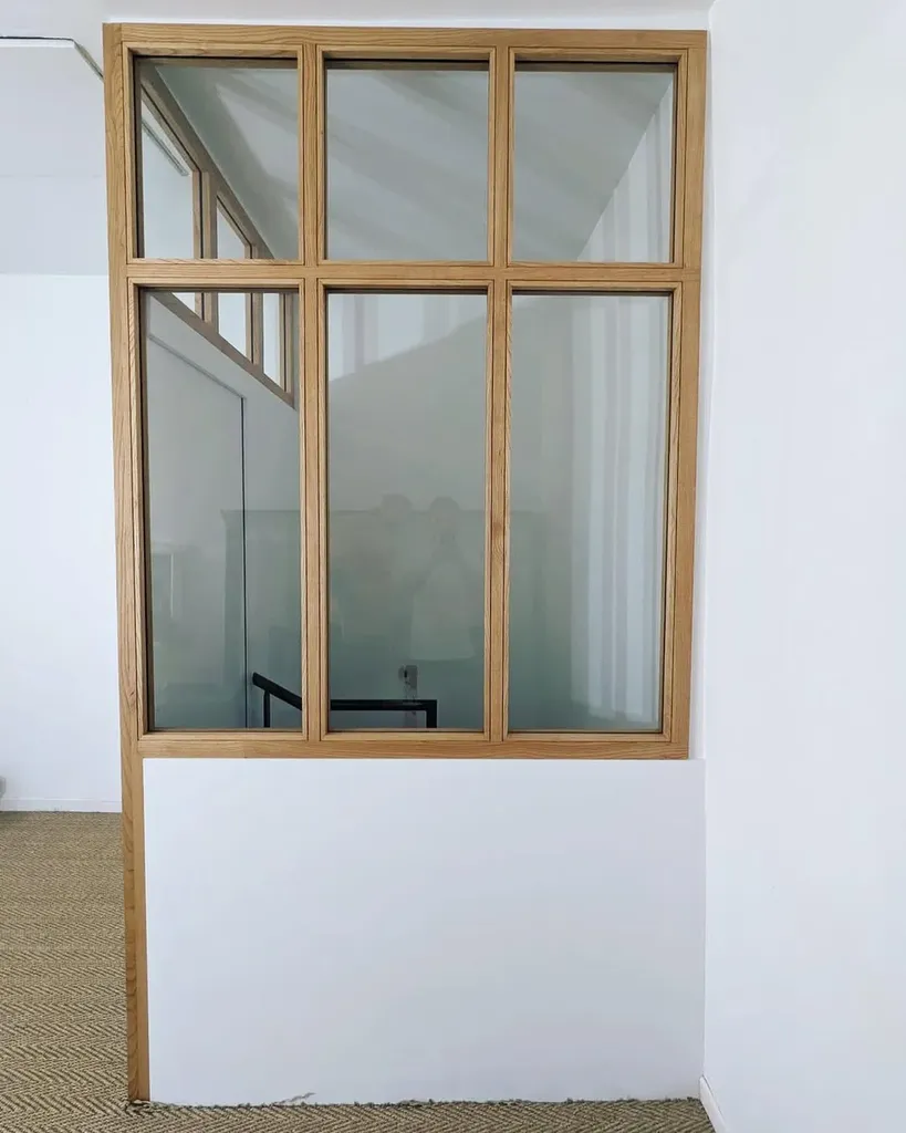 Verrière intérieure bois sur mesure Lauragais, apportez lumière et caractère à votre intérieur
