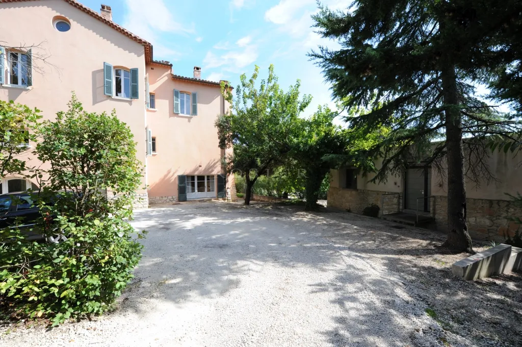Propriété rare à Villeneuve les Avignon   à vendre