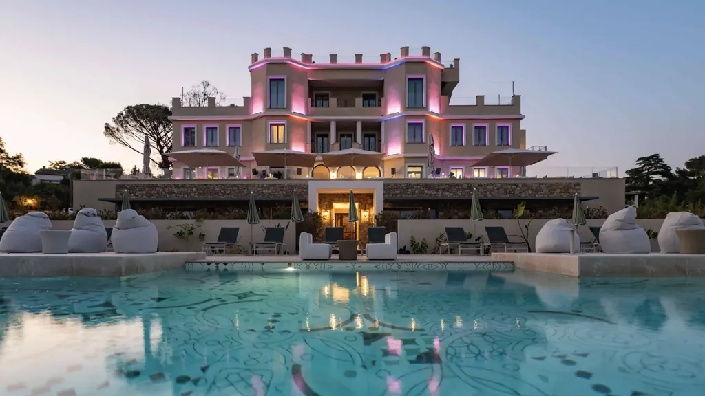 Château Rose à Grimaud : découvrez notre réalisation d'exception en pierre naturelle Cèdre Gray