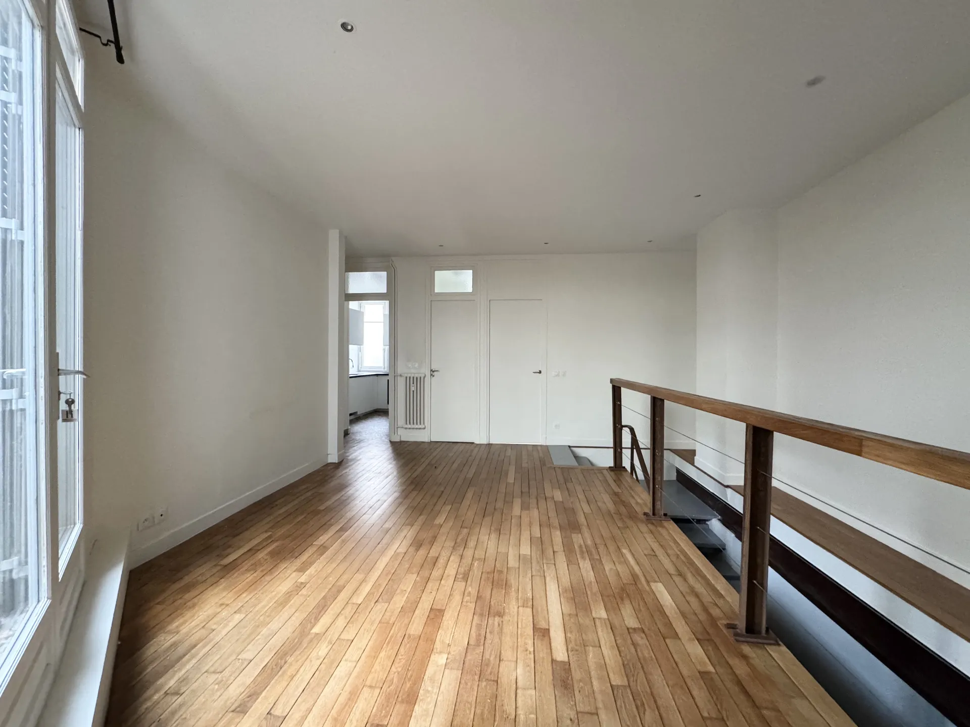 A louer appartement esprit loft 181 M2, 15 minutes du RER A Saint Germain en Laye