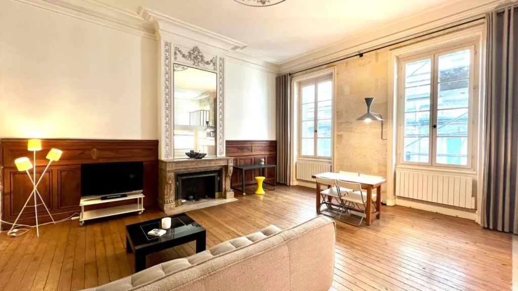 Bel appartement de caractère Bordeaux Saint Paul 