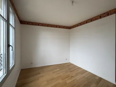 Saint Germain en Laye Exclusivité location appartement 3 chambres en duplex au Dernier étage avec une terrasse dans une résidence de standing de Saint Germain en Laye