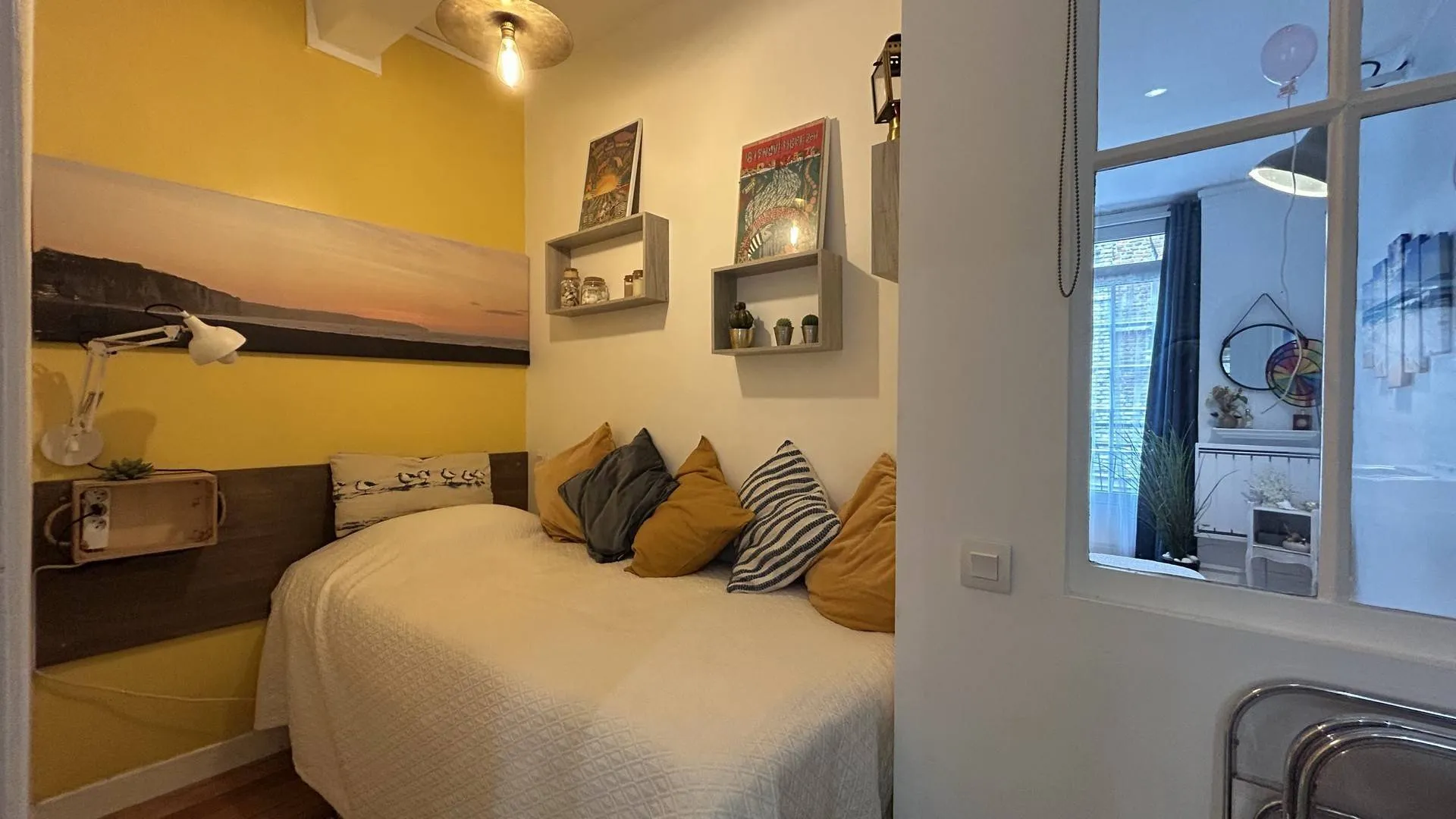 T3 à vendre à Dieppe – emplacement idéal, tout à pied, cuisine équipée, bureau