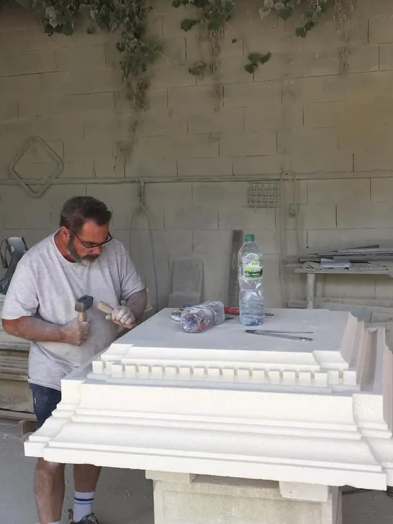 Valoriser vos projets grâce à un savoir-faire artisanal en pierre naturelle proche d’Alès dans le Gard