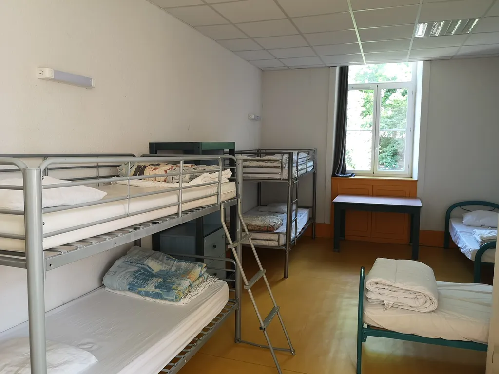 Gîte de groupe à Pontgibaud : Votre séjour au cœur des Volcans d'Auvergne