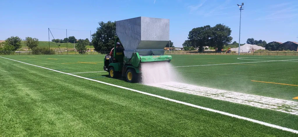 Rénovation gazons synthétiques vétustes