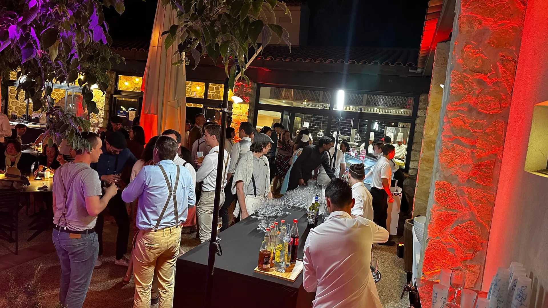 location éclairage buffet simple sur batterie à rayol canadel dans le var