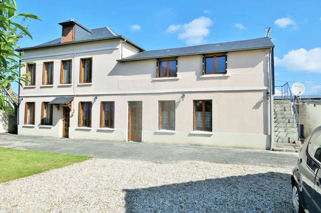 Où trouver à acheter maison ancienne proche commerces et écoles à st pierre lès elbeuf 76