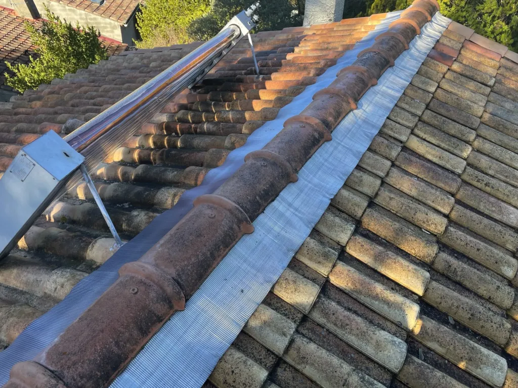 Intervention de couvreur pour une rénovation de toiture à Gardanne 13130 près de Aix en Provence 13100