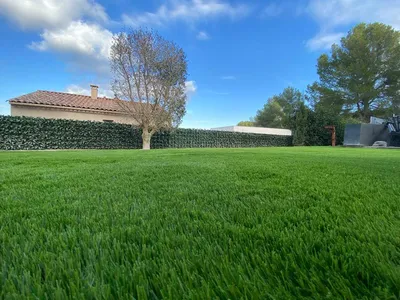 Gazon synthétique à Vallauris