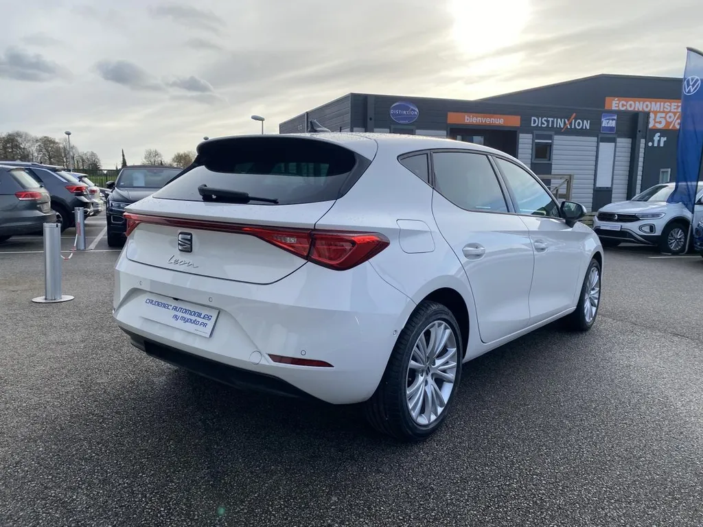 SEAT Leon d’occasion 2024 essence – Compacte fiable et économique proche de Rouen, Normandie