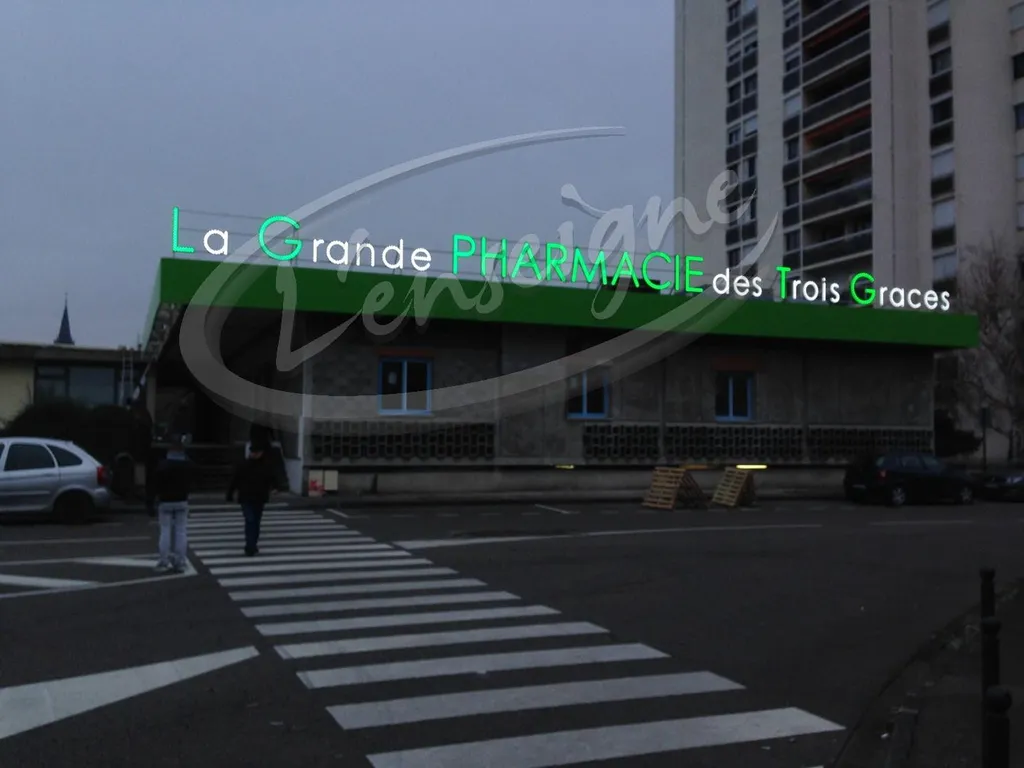 enseigne lettre baignoire à Lyon