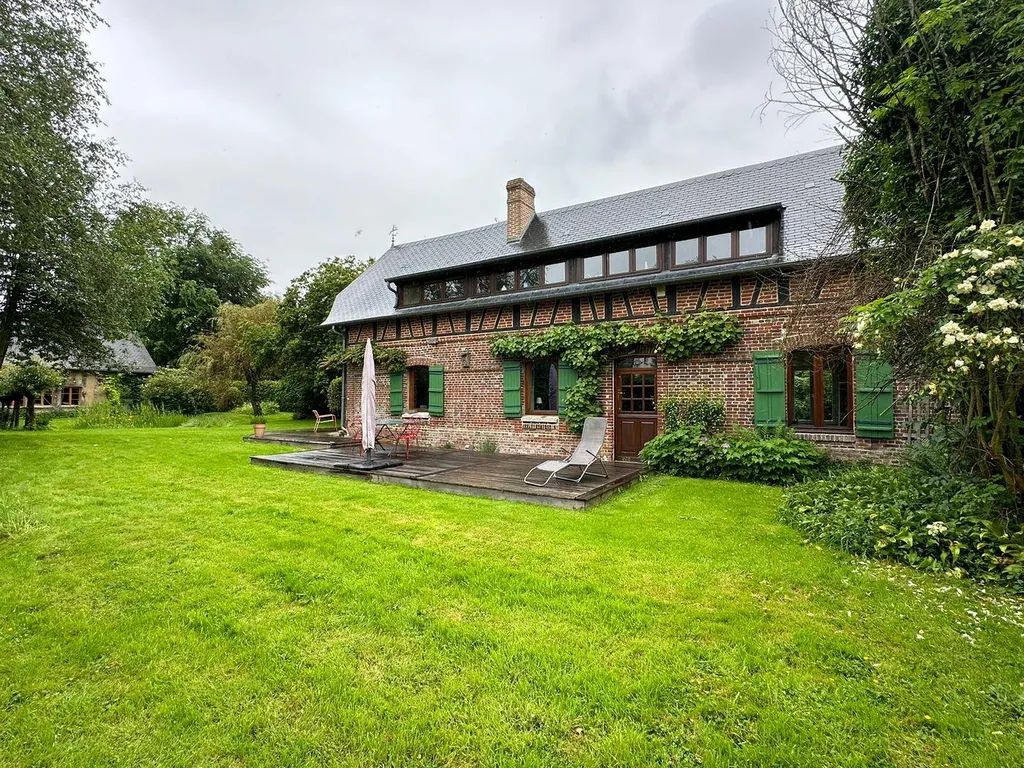 Vends longère rénovée en Normandie, charme rustique et tranquillité assurée