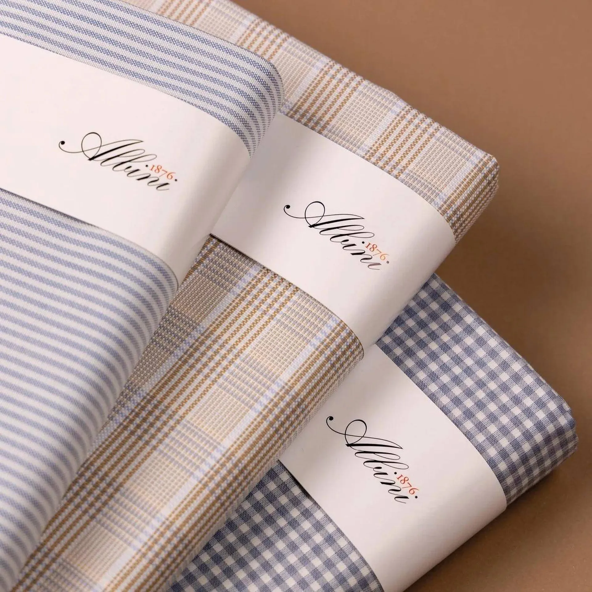 Cotons d’exception Albini 1876 pour chemise sur mesure à Versailles