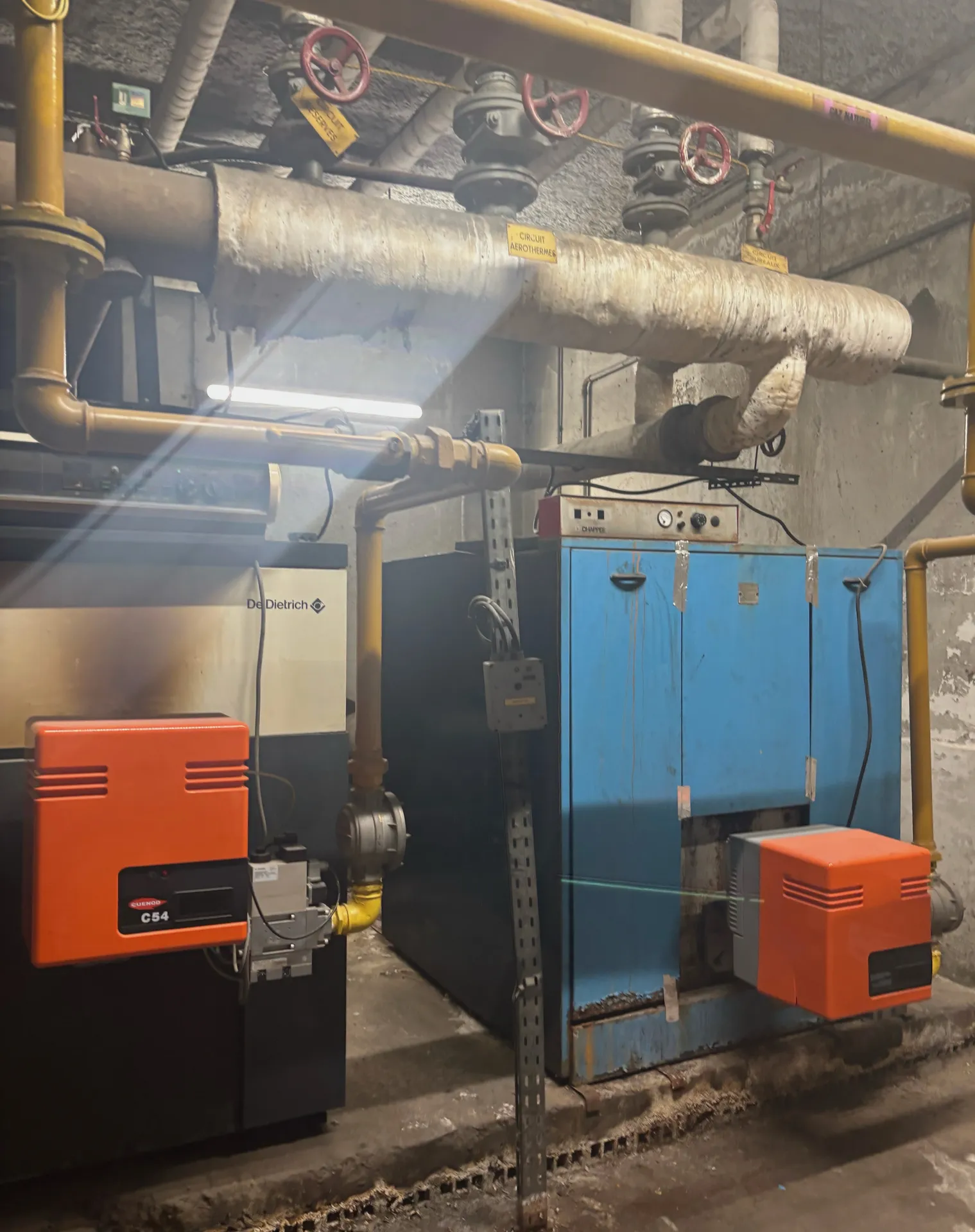 Dépannage sur chaufferie collective à Rosny-sous-Bois – Intervention sur deux brûleurs Cuenod