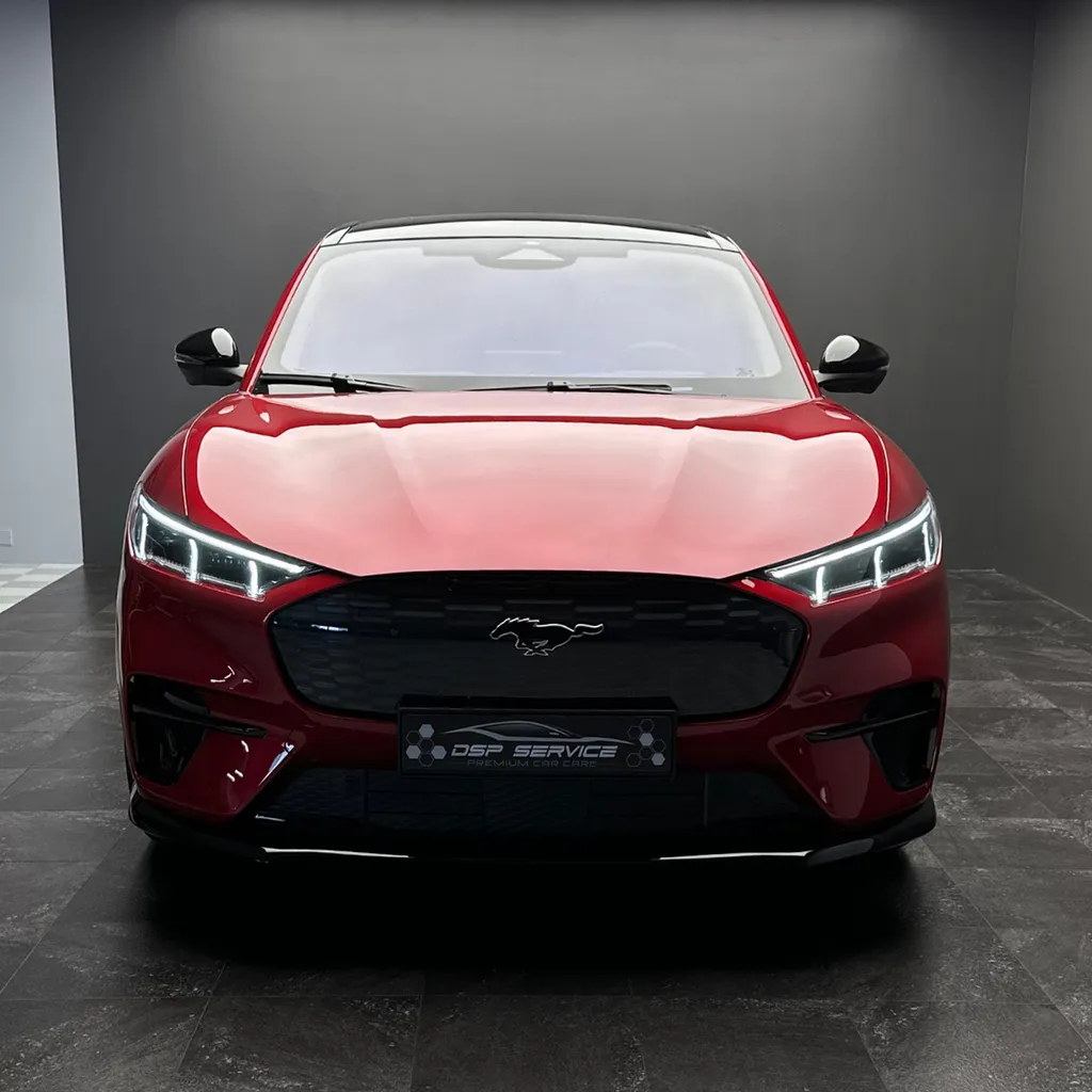 Pose d'un film de protection PPF sur une Ford Mustang Mach E-GT de 2024 au Mans (72)