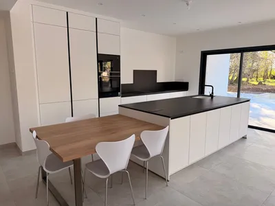 Cuisine moderne et design sur mesure à Toulouse