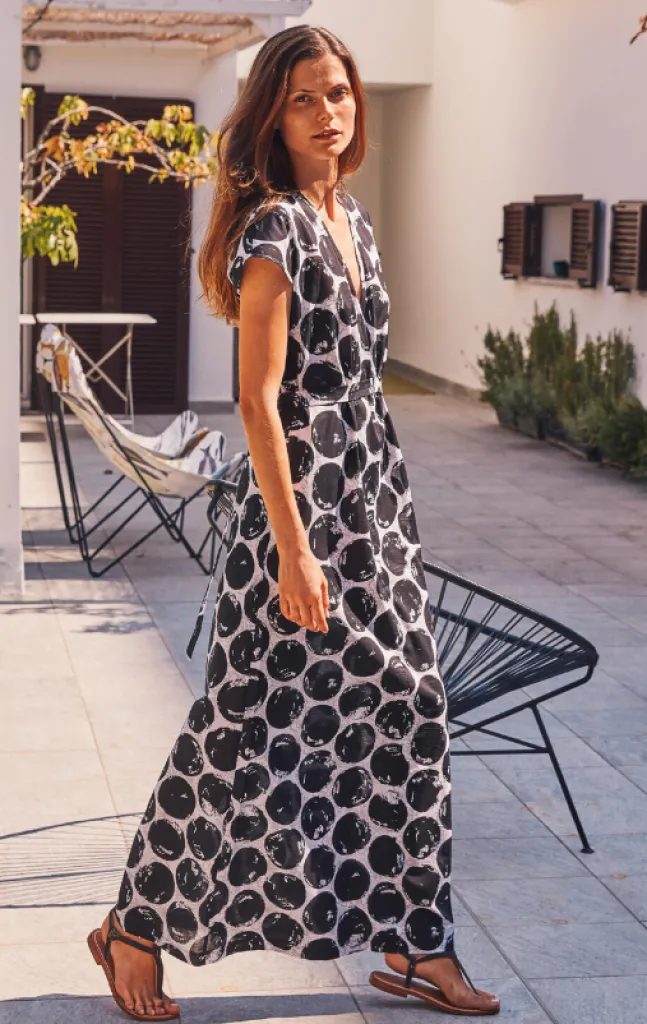 Les collections de Laura Urbinati se caractérisent toujours par le soucis du détail.