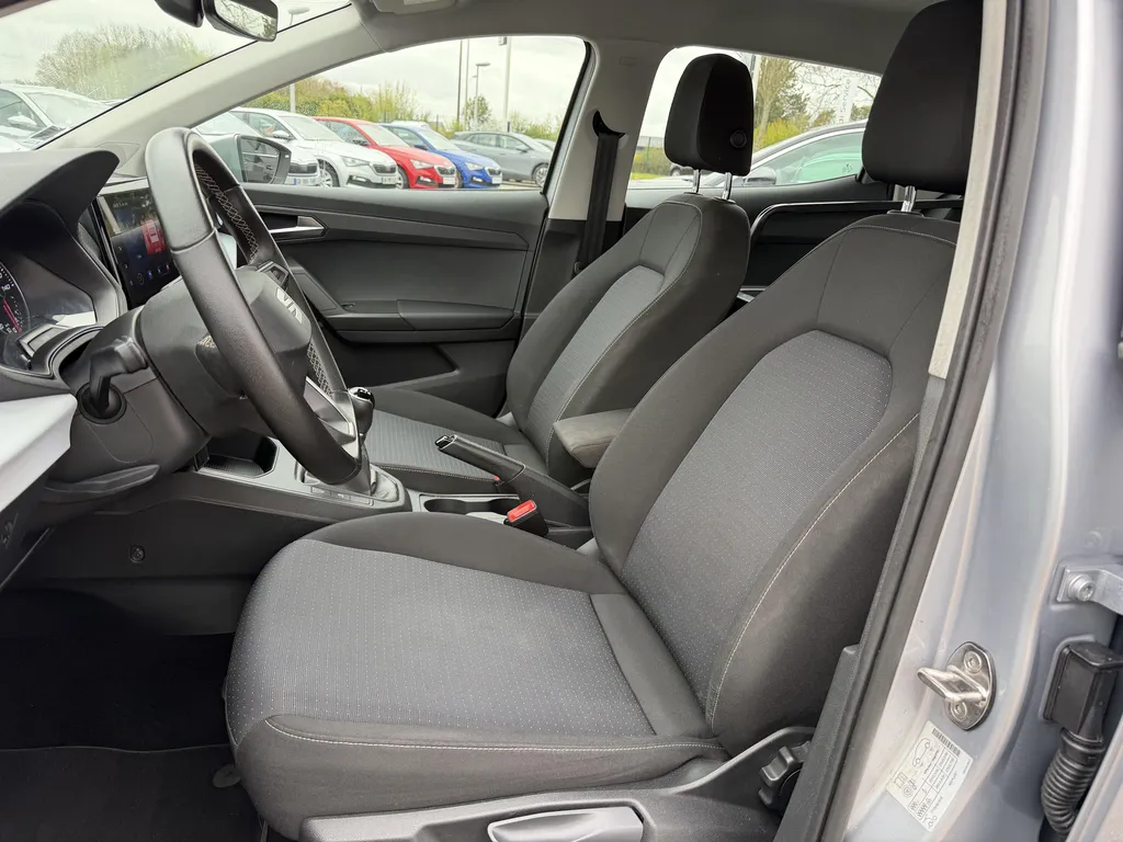 Vente Seat Ibiza d'occasion à proximité de Le Havre : Berline essence Style Business disponible chez Caudebec Automobiles