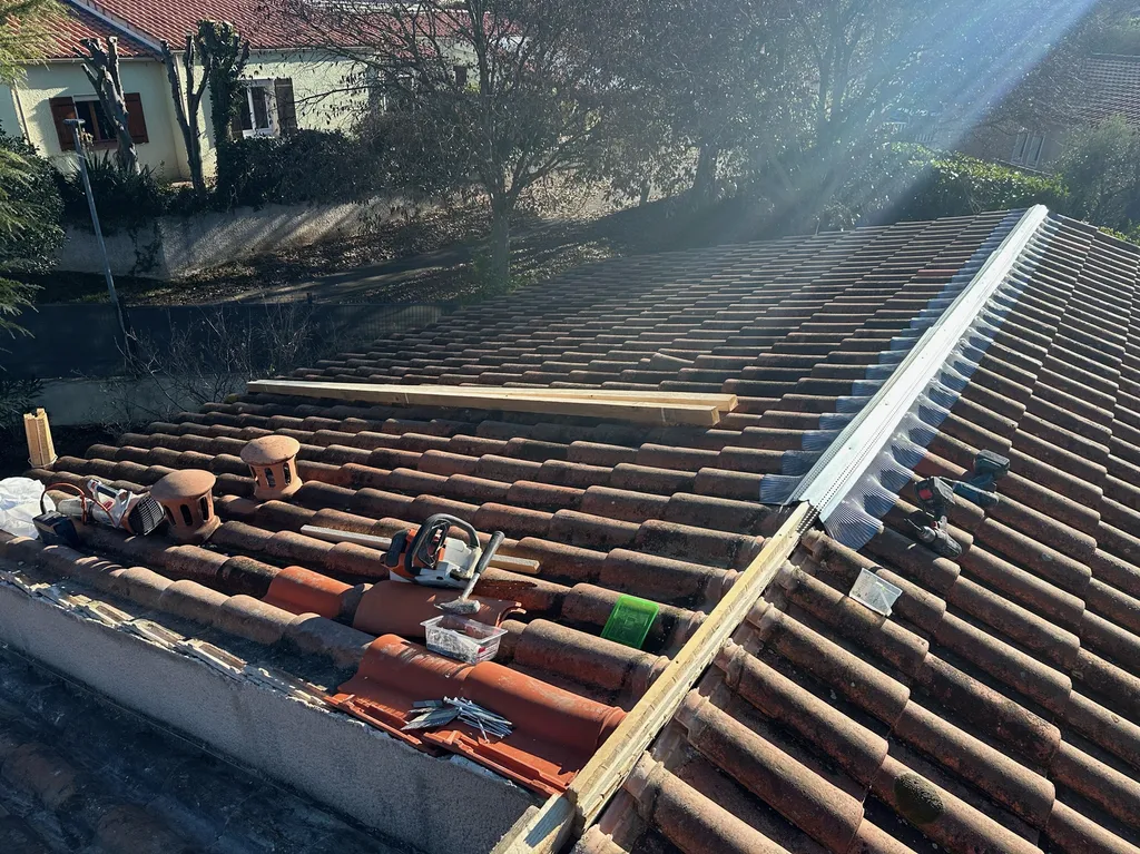 Rénovation de Faîtage, rive et Solin d'une toiture de Maison à Bouc-Bel-Air 13320