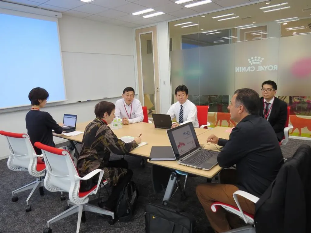 REUNION DE TRAVAIL AVEC LE STAFF ROYAL CANIN JAPON