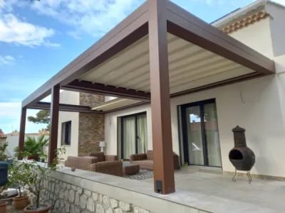 installation de pergola sur mesure avec toile rétractable à sausset les pins