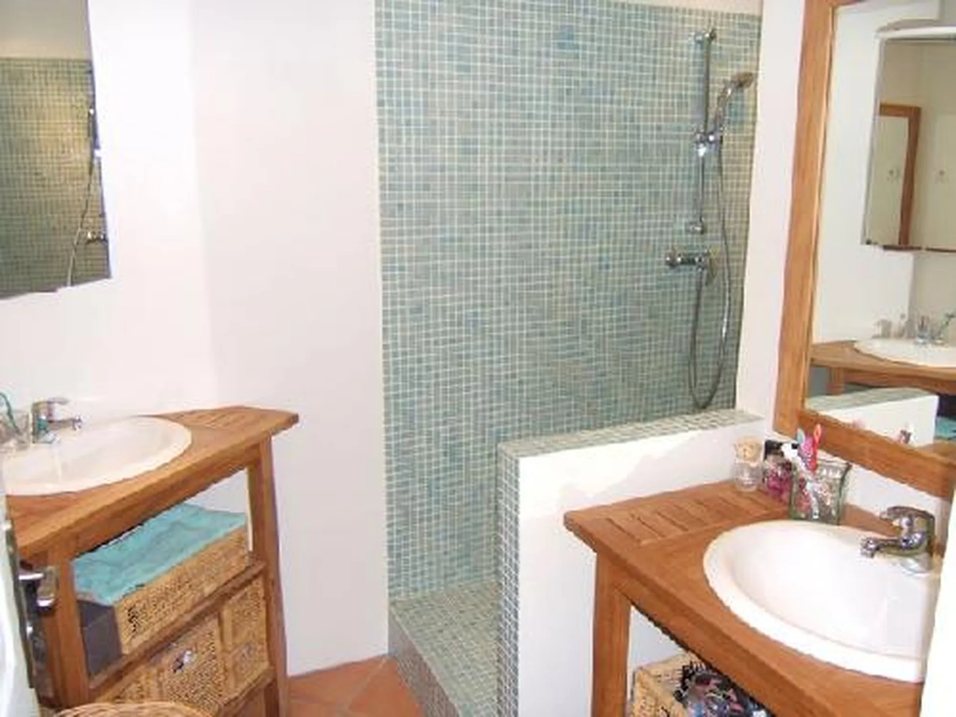 villa Roquefort La Bédoule au calme avec garage et cave VENTE IMMOBILIERE