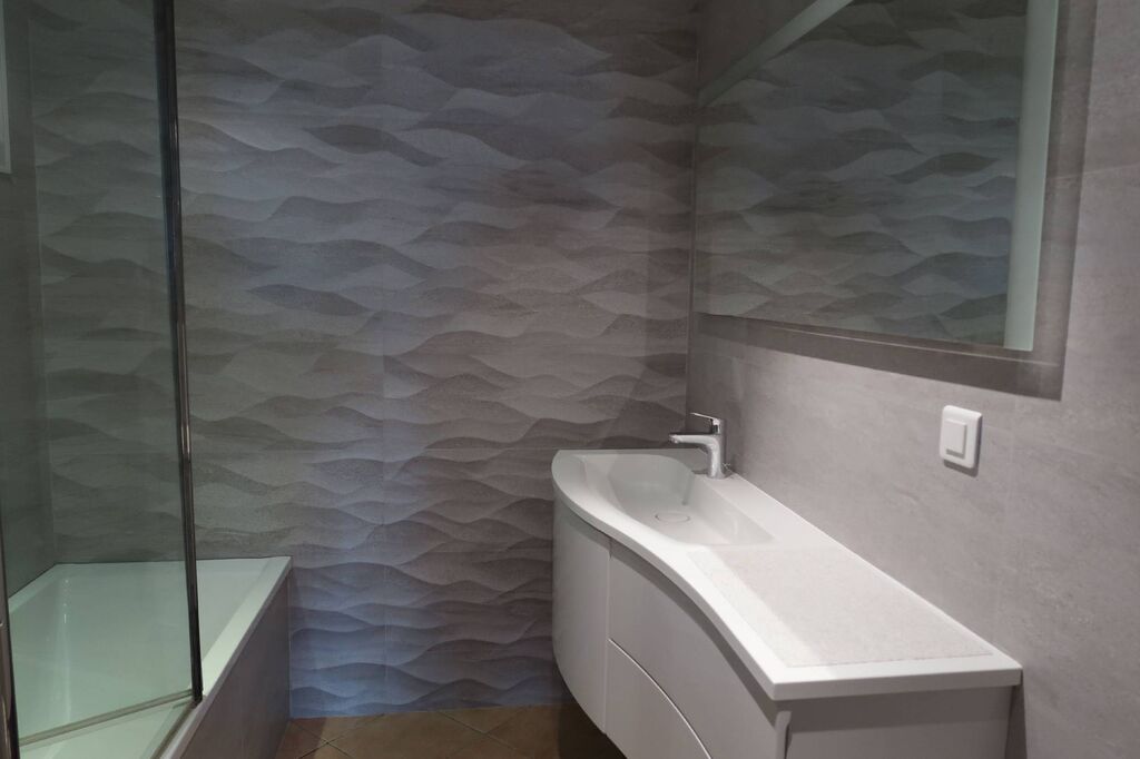 Appartement T4 Cassis dans le centre avec terrasse vue Cap Canaille et garage 