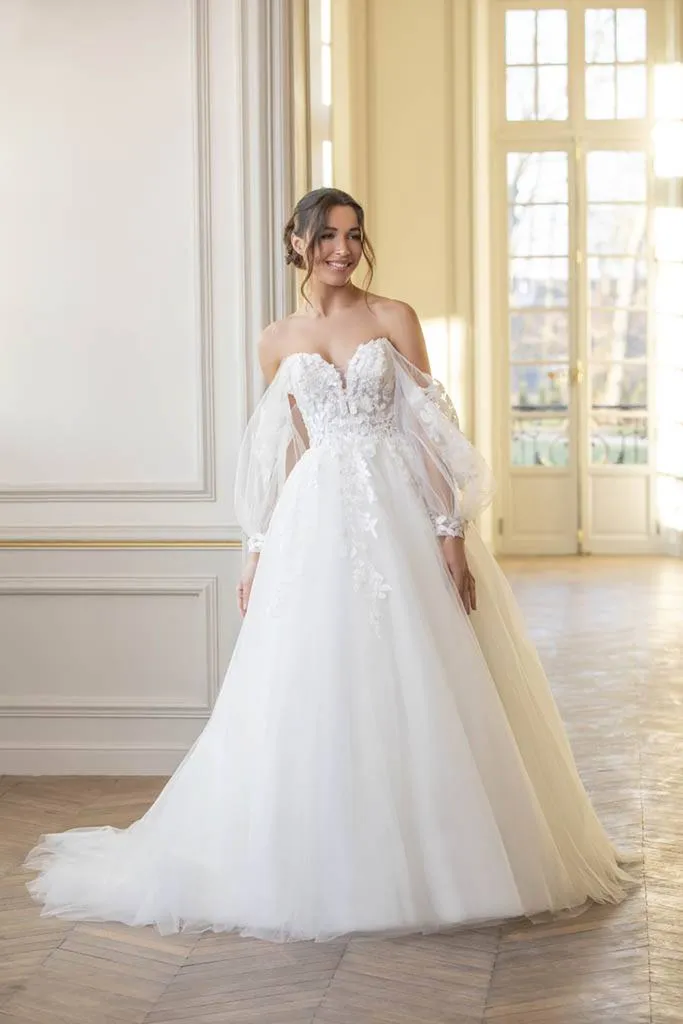 Robe de princesse avec manche à Marseille