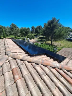 Panneaux SunPower Maxeon 6 installés à Carnoux, reconnus pour leur rendement exceptionnel et leur durabilité