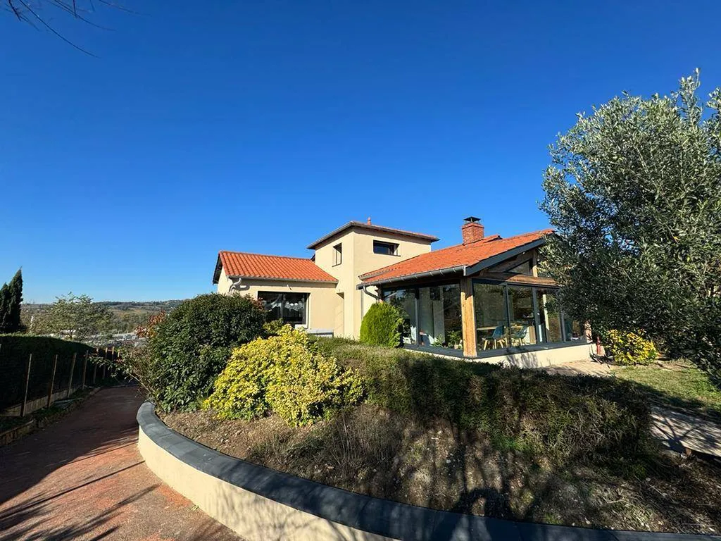 Notre zone d'activité pour ce serviceArtisan peintre pour travaux de peinture extérieure à Valence dans la Drôme