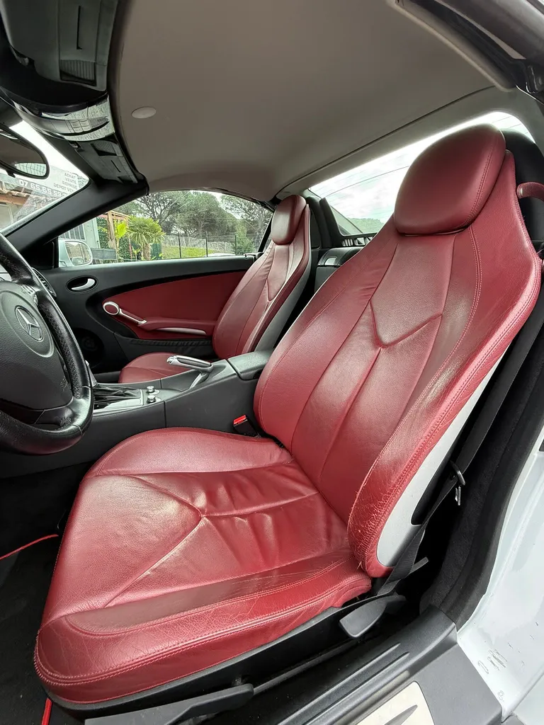 MERCEDES BENZ SLK 300 V6 3.0 L 231CV Cabriolet Boîte Auto