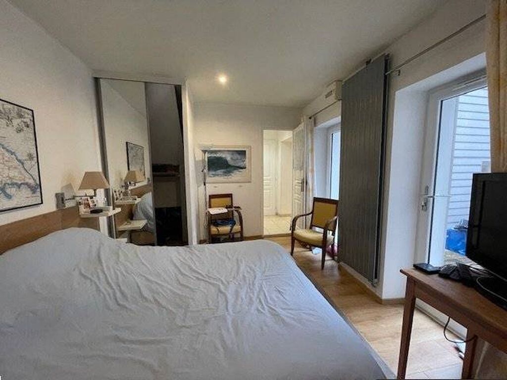 A Vendre Confortable maison de ville de 230 m²