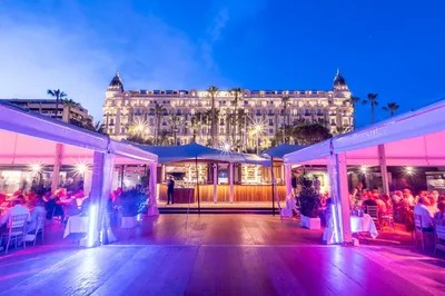 Location et installation de chapiteaux événementiels dans le Var