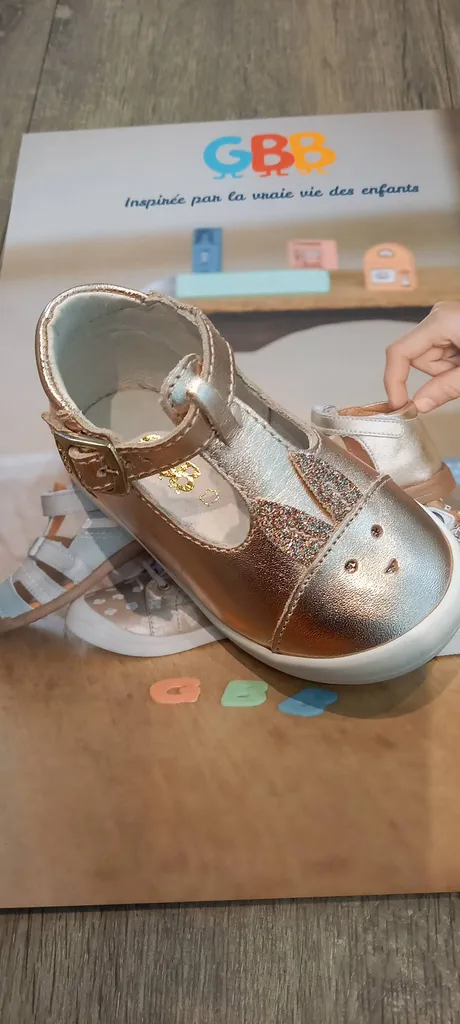 GBB  la chaussure à un prix modéré à LIBOURNE chez BABY VILA