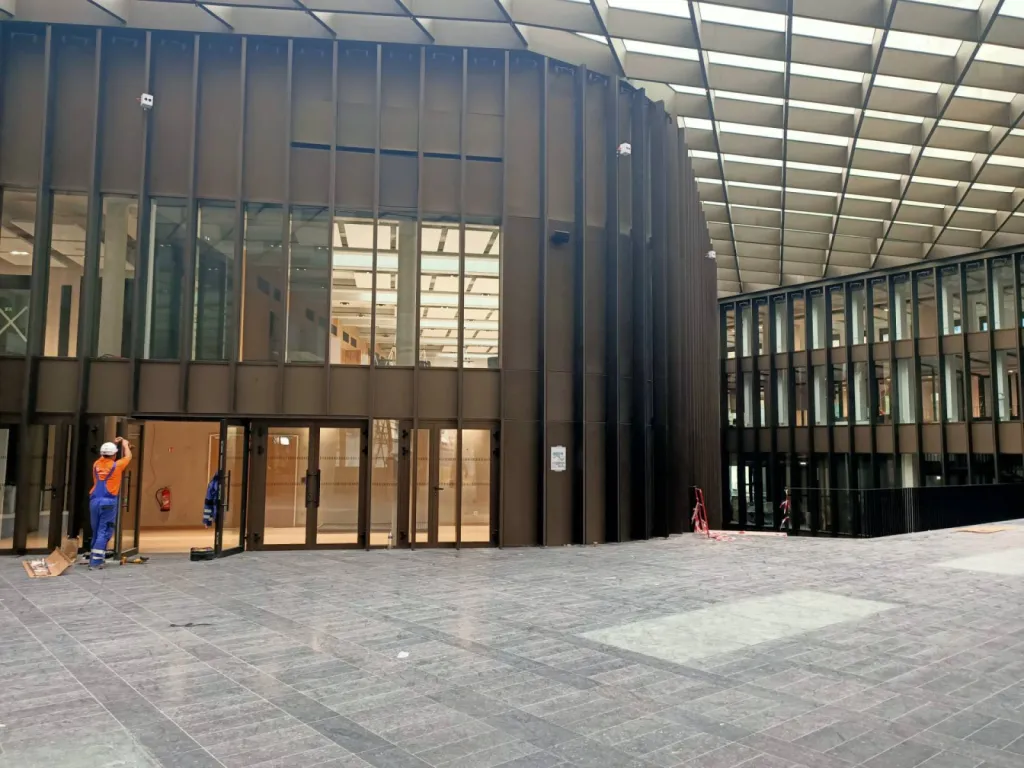 Etude d'exécution BIM CVCD  pour la construction d’un projet immobilier à Paris, le bâtiment Tertiaire L1VE